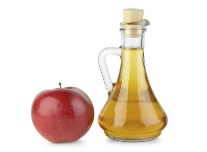 Vinagre de manzana para tratar los hongos en las uñas de los pies